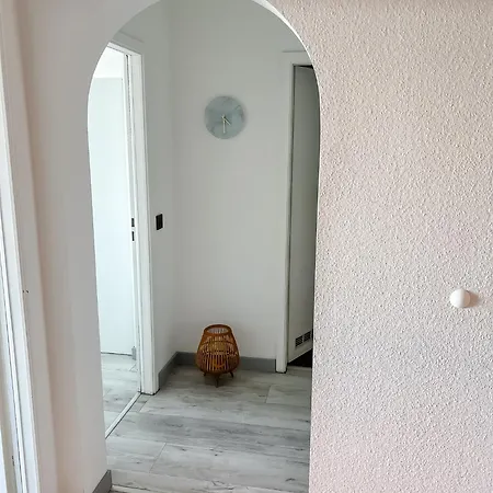 Fischkoker Mit Meerblick Und Pool Dahme